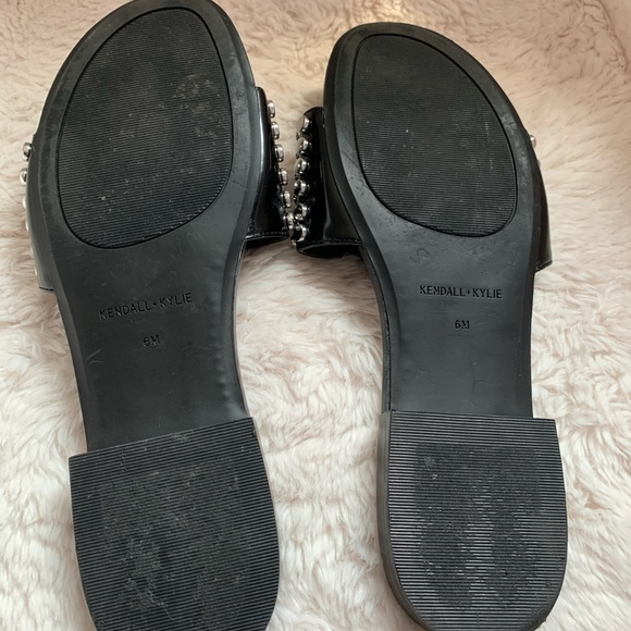 ⭐️ Kendall & Kylie Studded Sandal ⭐️ - Picture 5 of 5